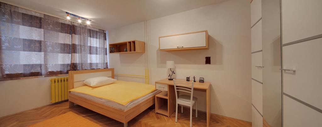 Apartman 奥西耶克 外观 照片